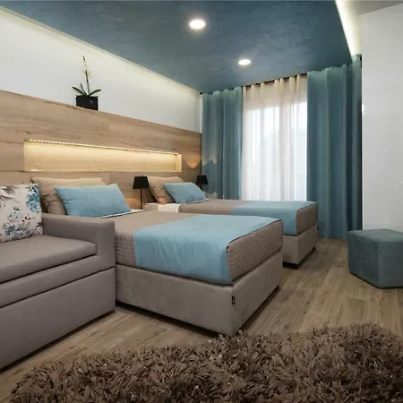 Apartments-luxury דירה